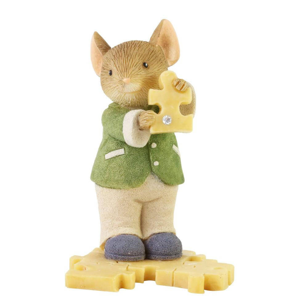 Tails with Heart Winter Activities Puzzler Mouse Figurine