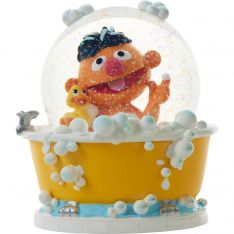 Precious Moments Sesame Street Ernie in Bathtub Musical Snow Globe