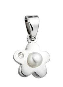 Darling Diamonds Flower with Pearl Pendant